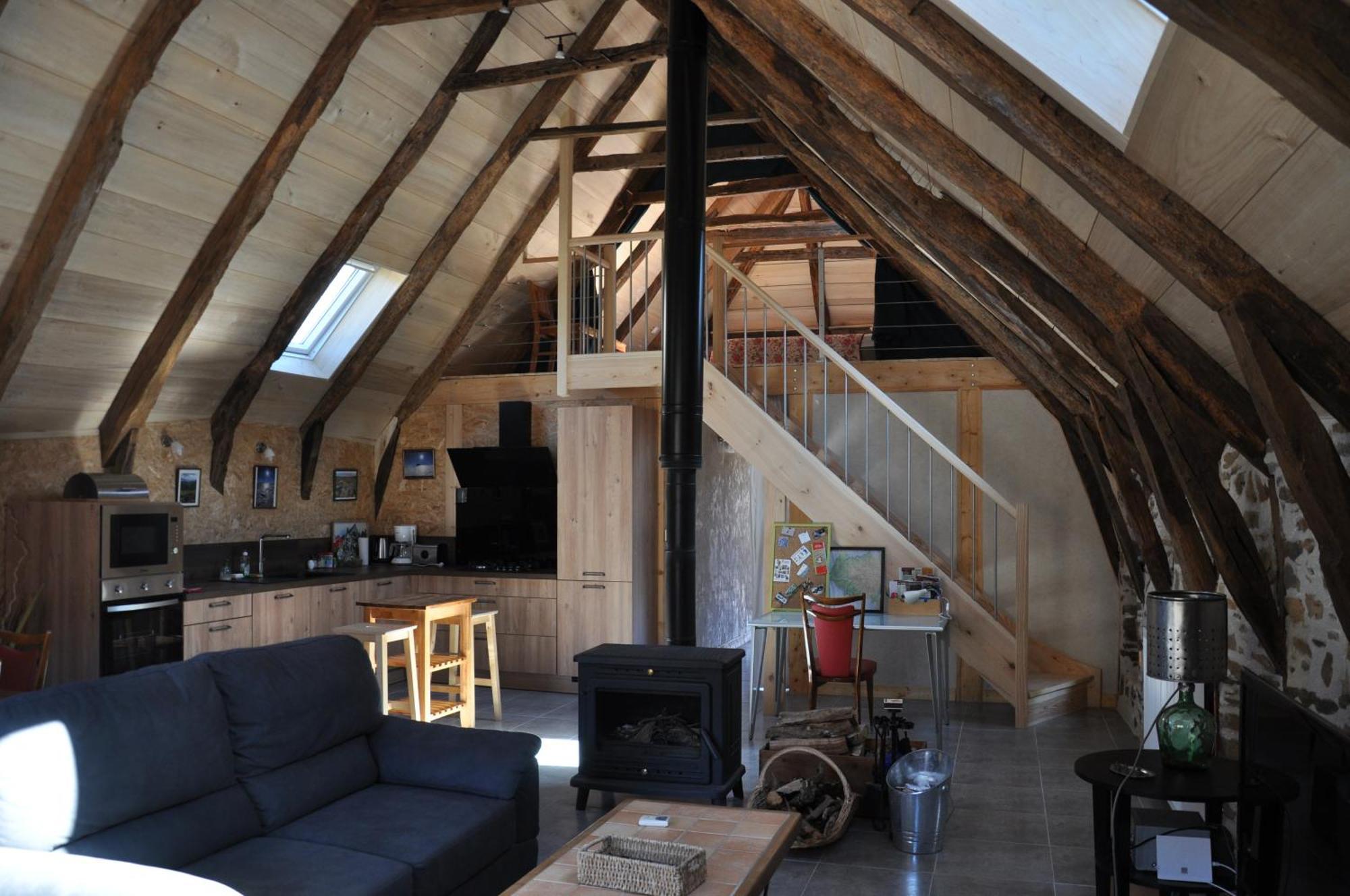 Gite Le Couderc De Coubisou, Grange Renovee Exterior foto